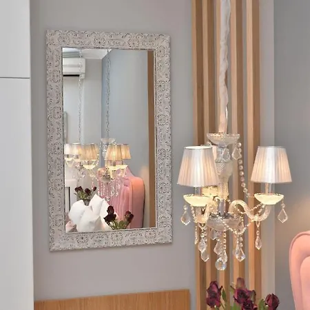 Epavlis Luxury Apts Appartamento *