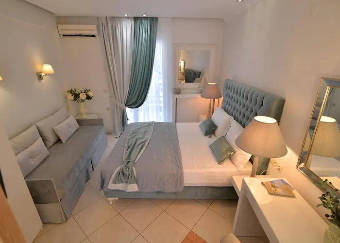 Epavlis Luxury Apts