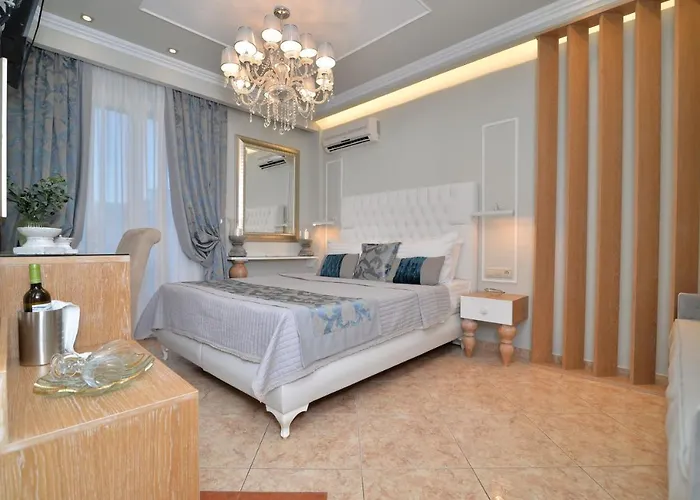 Epavlis Luxury Apts *