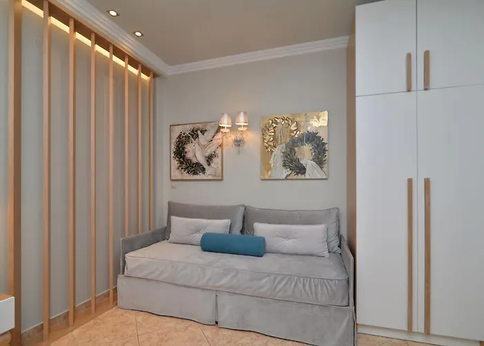 Epavlis Luxury Apts לפטוקריה