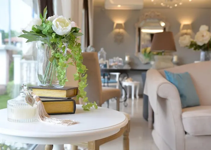 Epavlis Luxury Apts *