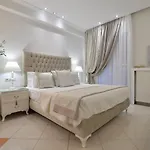 Epavlis Luxury Apts