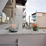 Epavlis Luxury Apts *