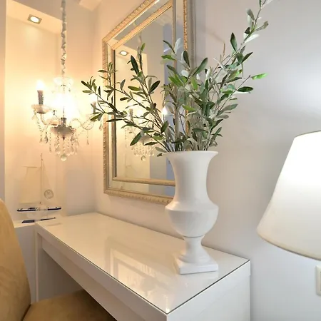 Apartment Epavlis Luxury Apts