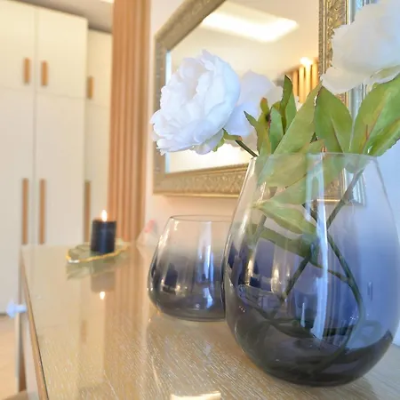 Epavlis Luxury Apts * Leptokaryá