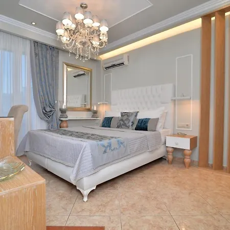 Epavlis Luxury Apts *