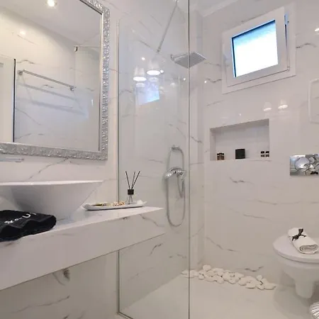 Apartment Epavlis Luxury Apts *