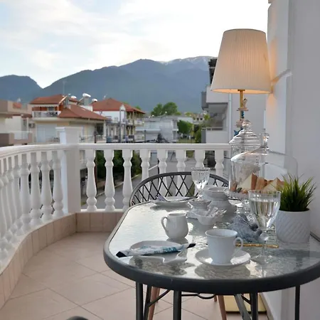 Epavlis Luxury Apts