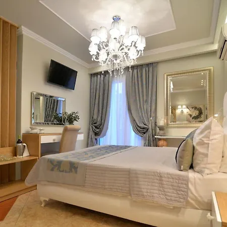 Epavlis Luxury Apts