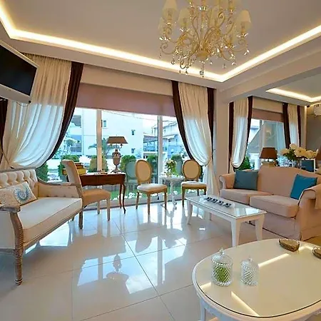 Epavlis Luxury Apts Apartament