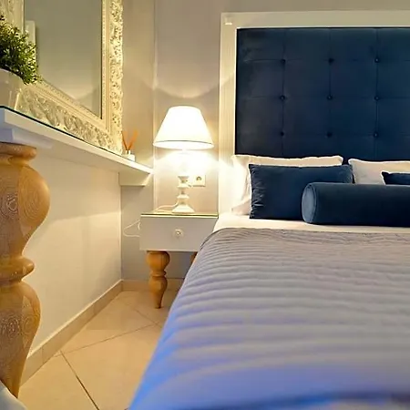 Epavlis Luxury Apts