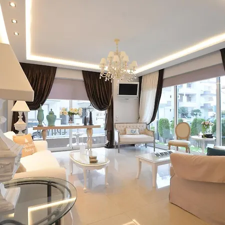 Апартаменты Epavlis Luxury Apts *