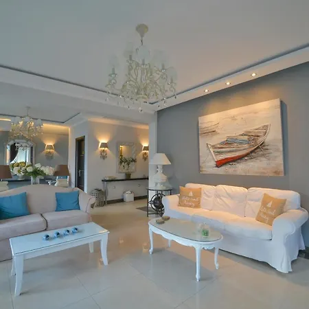 Epavlis Luxury Apts Apartment Leptokaryá