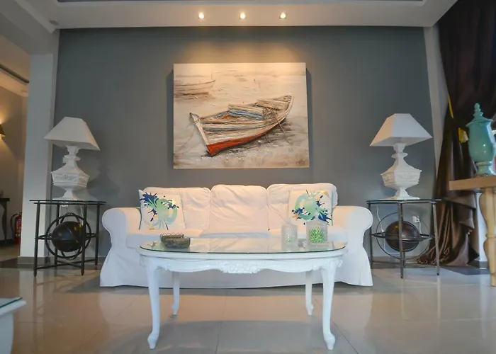 Epavlis Luxury Apts * ليبتوكاريا