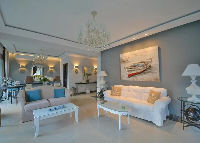 Epavlis Luxury Apts شقة ليبتوكاريا