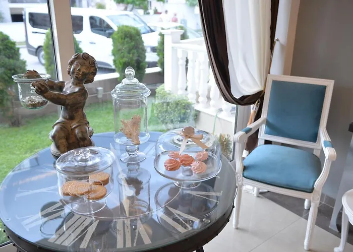 Epavlis Luxury Apts شقة